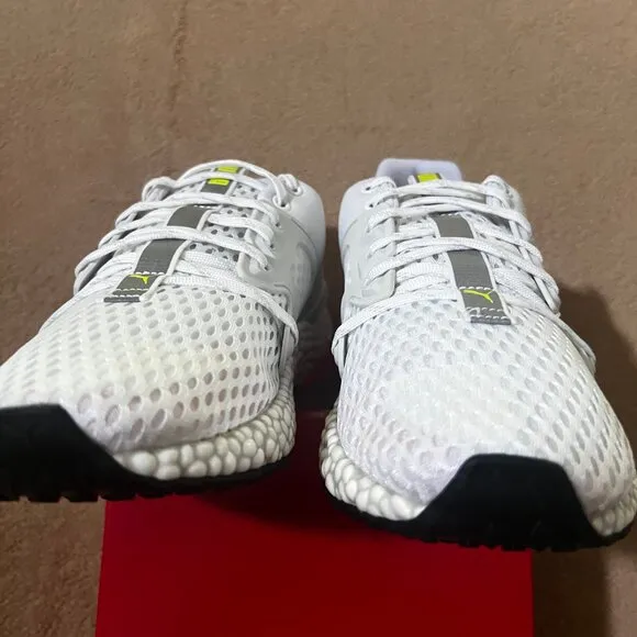 NIB WOMANS PUMA Hybrid Sky White/Pink 192576-05‎ Sz 8.5