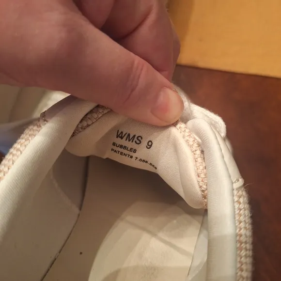 NICE Women's Bubbles DV dolce vita Cream Platform Sneakers