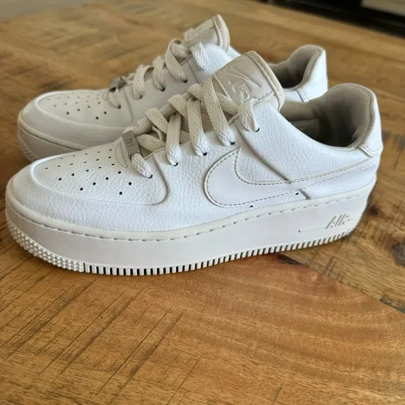 Nike Air Force 1 '07 Next Nature Women's White Shoes Sneakers Size 7