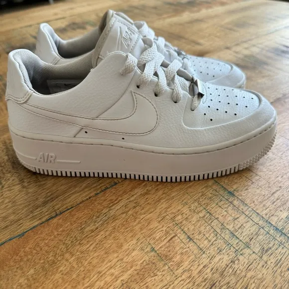 Nike Air Force 1 '07 Next Nature Women's White Shoes Sneakers Size 7