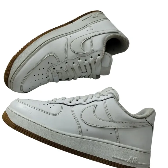 Nike Air Force 1 White/GumLeather Streetwear Mens 9 Clean Crisp Athleisure Retro