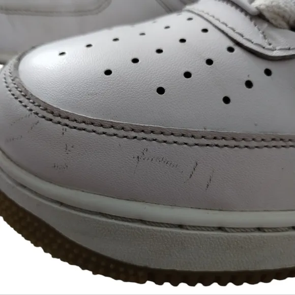 Nike Air Force 1 White/GumLeather Streetwear Mens 9 Clean Crisp Athleisure Retro