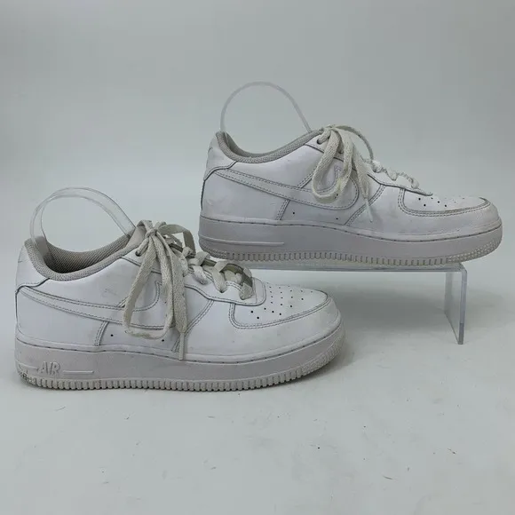 Nike Air Force One Sneakers Youth Size 6 Y Triple White Low Top Fashion Shoes