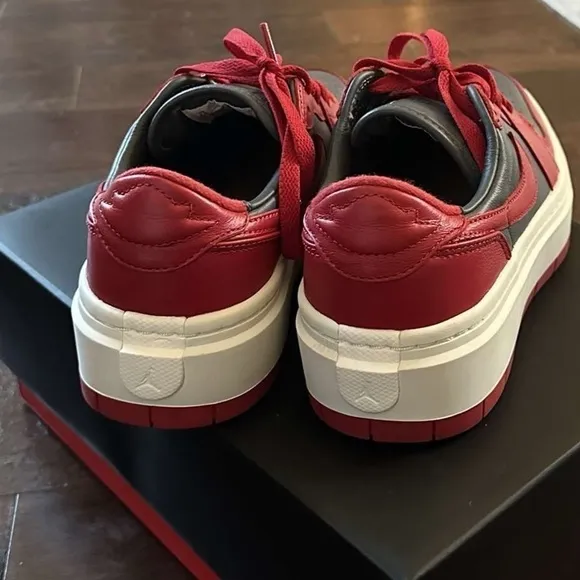 Nike-Air Jordan 1-Elevate Low-Women’s 7.5 red/Gray