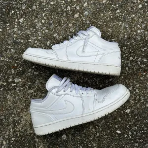 Nike Air Jordan 1 Low Triple White Shoes Men's Size 12 Sneakers Retro 553558-130