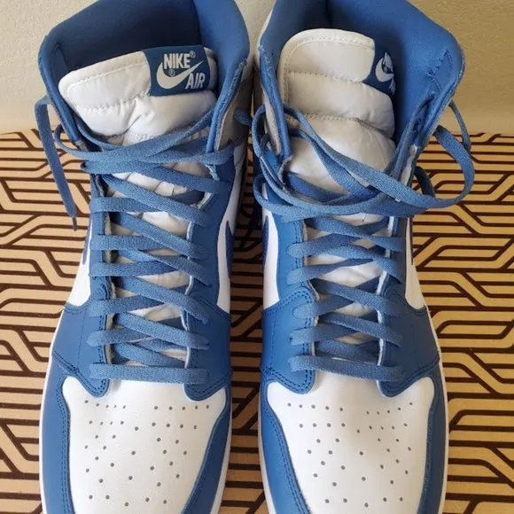 NIKE AIR Jordan 1 Retro High OG AJ1 True Blue Mens White and Blue Size 18