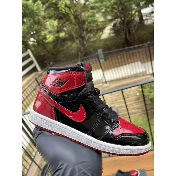Nike Air Jordan 1 Retro High OG “Bred Banned” Size 2Y AQ2664-063 – No Box