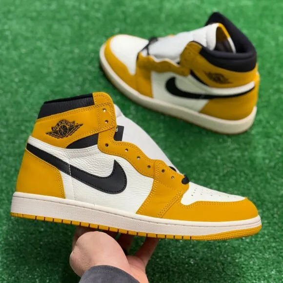 Nike Air Jordan 1 Retro High OG Mens Shoes Yellow DZ5485-701 NEW Sz 11