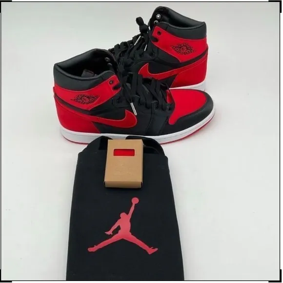 Nike Air Jordan 1 Retro High OG Satin Bred Sneakers Women's 11.5 / Men's 9.5
