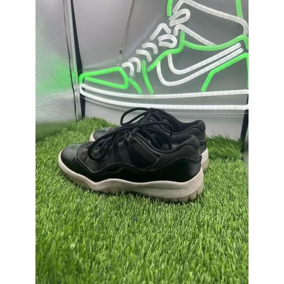 Nike Air Jordan 11 Retro‎ Boys Size 13C Black Athletic Shoes Sneakers 505835-001
