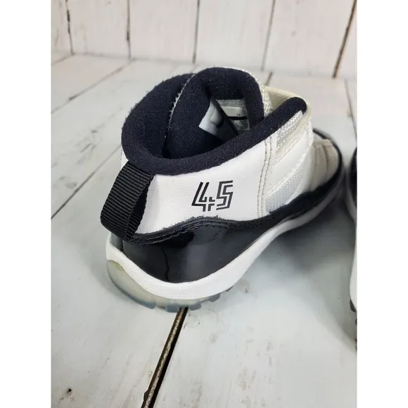 Nike Air Jordan 11 Retro Concord Baby Size 7C Athletic Shoes Sneakers 378040-100