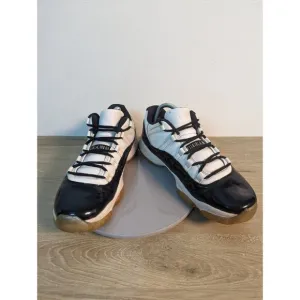 Nike Air Jordan 11 Retro Low White/Black-Emerald Rise 528895-145 Size 10.5