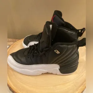 NIKE AIR JORDAN 12 RETRO BLACK FIRE RED 151186-006 Jump man Sz-13.5C