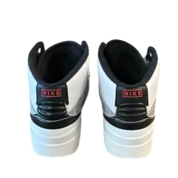 Nike Air Jordan 2 Retro Boys White Python Sneakers Size 3 Youth
