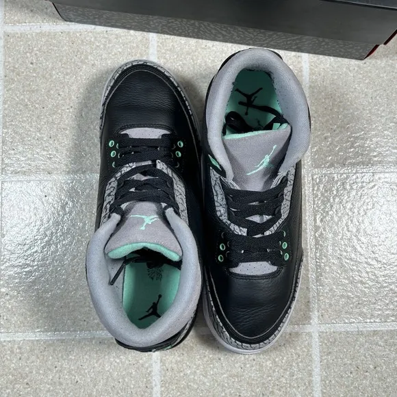 Nike Air Jordan 3 Retro GS Size 7Y Shoes DM0967-031 Green Glow Black