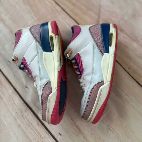 Nike Air Jordan 3 Youth Size 4y Retro Barely Grape Shoes Sneakers 441141-500