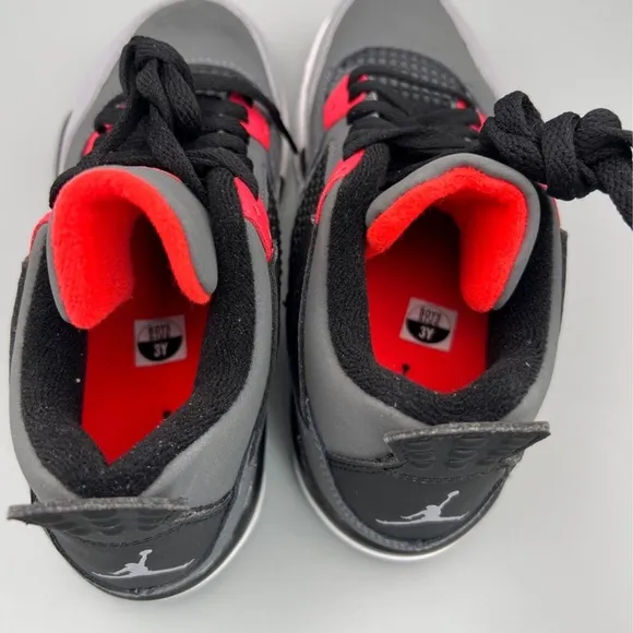 Nike Air Jordan 4 Retro Shoes size 3Y