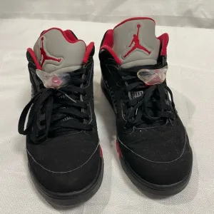 Nike Air Jordan 5 Retro Low 'Alternate' - Black &amp; Red, Size 10