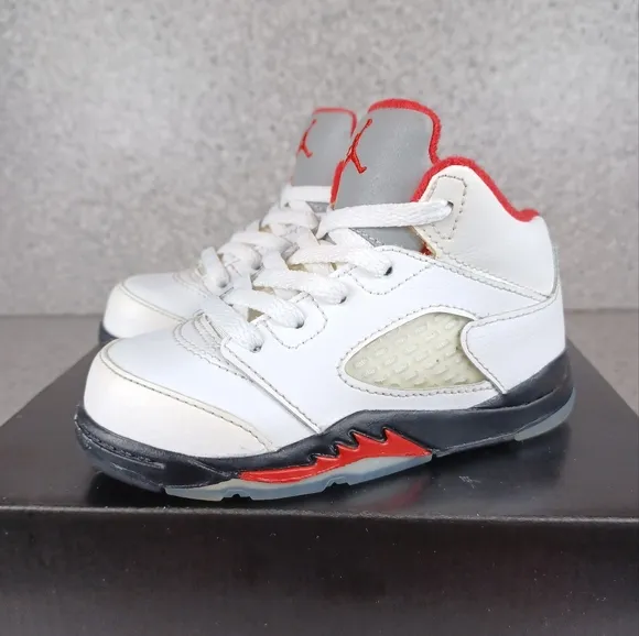 Nike Air Jordan 5 Retro Sneakers Kids 7C Toddler Shoes
