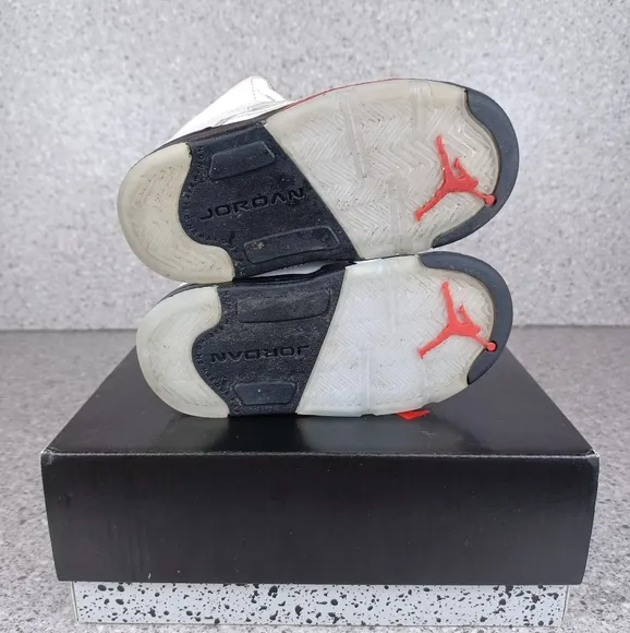 Nike Air Jordan 5 Retro Sneakers Kids 7C Toddler Shoes
