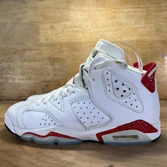 Nike Air Jordan 6 Retro Youth Size 6 Shoes Sneakers Red Oreo 384665-162 Lace Up