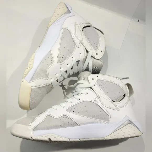 NIKE AIR JORDAN 7 RETRO PURE MONEY PURE PLATINUM MEN'S SHOES SIZE 9 [304775-120]