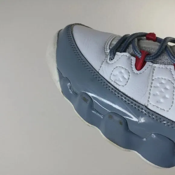 Nike Air Jordan 9 Retro Fire Red Boys Size 7Y Basketball Shoes 302359-162