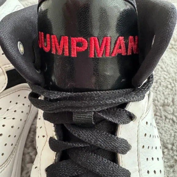 Nike Air Jordan Access Jumpman 2022 White Black Red Sporty Men 9 Running Shoes