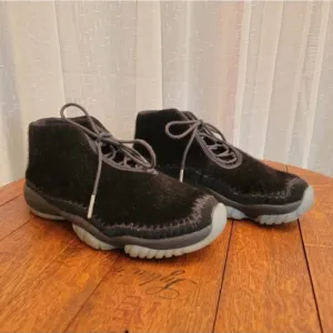 Nike Air Jordan Future Black Night Maroon Furry Sneakers Size 7