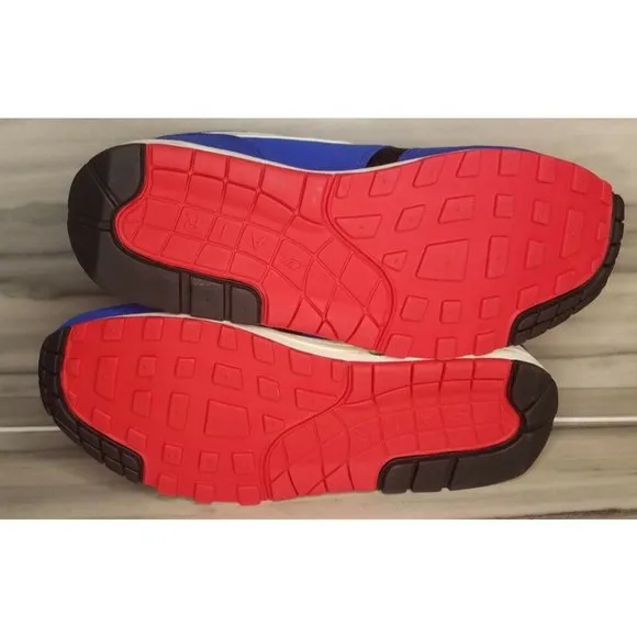 NIKE AIR MAX 1 Men's Size 9.5 New With Box (no box top)