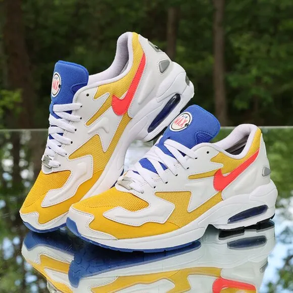 Nike Air Max 2 Light University Gold