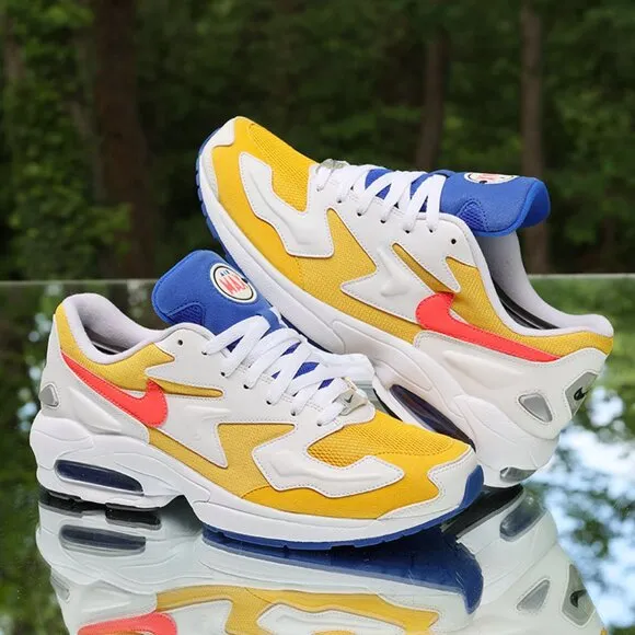 Nike Air Max 2 Light University Gold