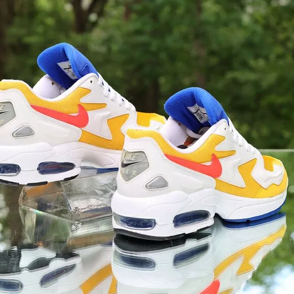 Nike Air Max 2 Light University Gold