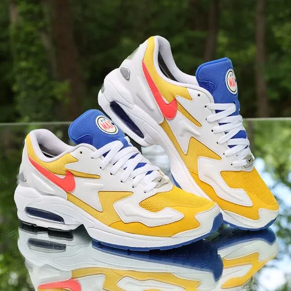Nike Air Max 2 Light University Gold