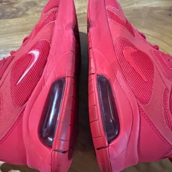 Nike Air Max 200 University Red Grade School GS 6.5Y Running Shoes