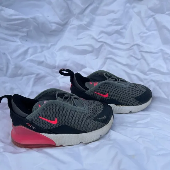 Nike Air Max 270 TD 'Grey Hyper Pink' Sneakers, Toddler Size 8