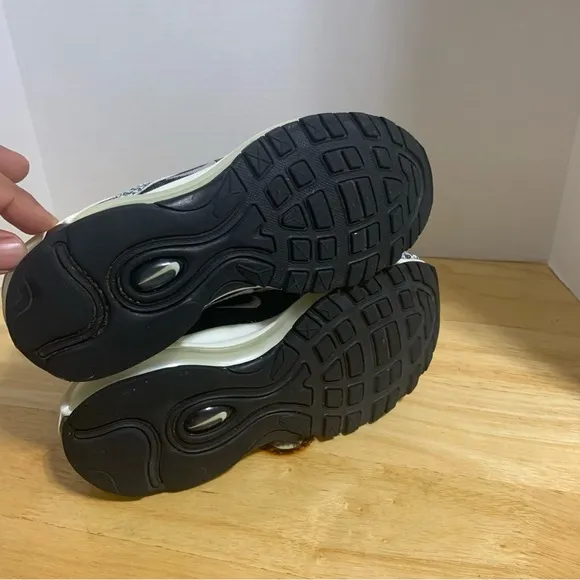 Nike Air Max 97 Snakeskin Cocoa Snake Black White CT1549-001 Women Shoe Size 7.5