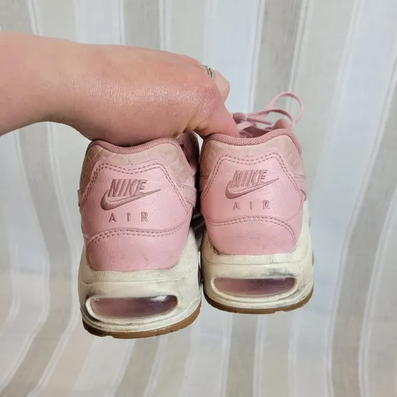 Nike Air Max Command Sneakers Pink Size 5.5 Tennis Shoes