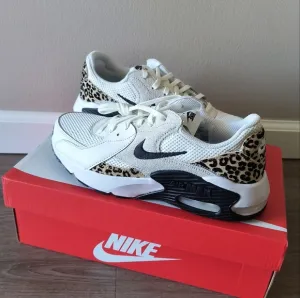 Nike Air Max Excee Leopard Print Women's Sneakers Shoes New In Box