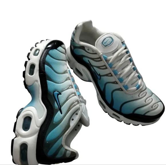 Nike Air Max Plus TN Sneakers Ombre Athleisure Athletic size 4Y/5½Women Running
