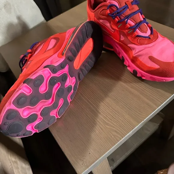 Nike Air Max React Pink Red Sneakers