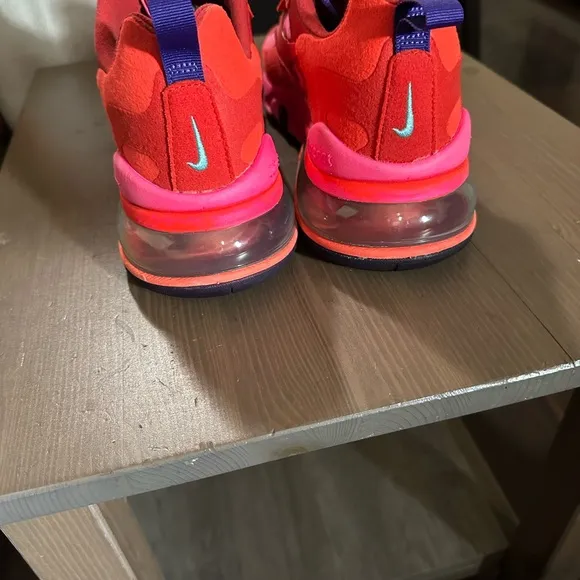 Nike Air Max React Pink Red Sneakers