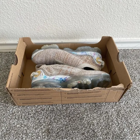 Nike Air VaporMax 2020 Flyknit Oatmeal Women's 7.5 CT1933-100 Athleisure Shoes