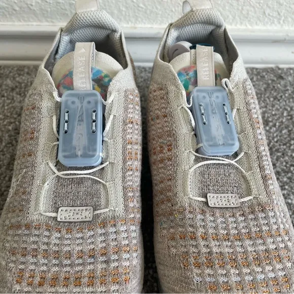Nike Air VaporMax 2020 Flyknit Oatmeal Women's 7.5 CT1933-100 Athleisure Shoes