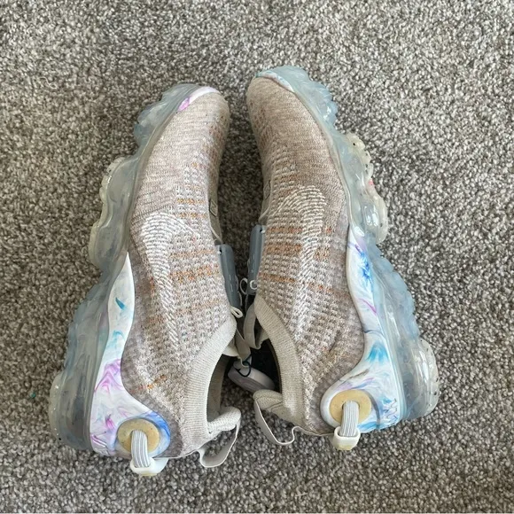 Nike Air VaporMax 2020 Flyknit Oatmeal Women's 7.5 CT1933-100 Athleisure Shoes