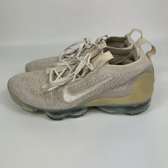 Nike Air VaporMax 2021 FK Womens 7.5 Running Shoes Sneakers Oatmeal DC9454-101