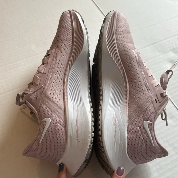 NIKE Air Zoom Pegasus Running Shoes 38 White &amp; Barely Rose - Size 9.5 Medium