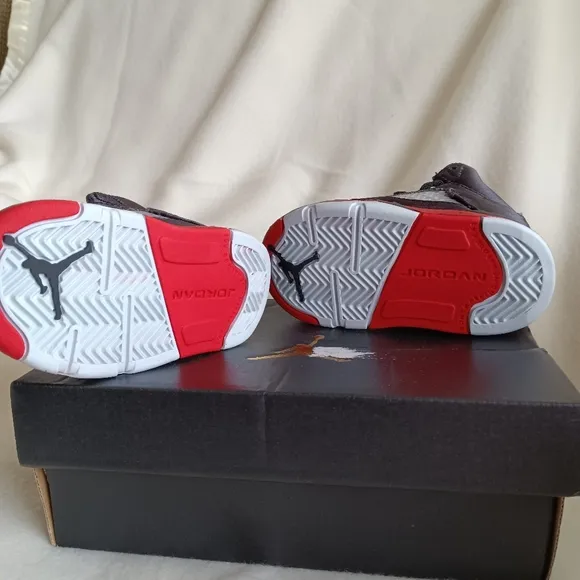 Nike AirJordan Retro 5 Satin Bred Black/University Red (TD) 440890 006 Size 5c