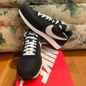 Nike Air Tailwind 79 Mens Athletic Shoes Size 9,9.5,13 Black White 487754-012