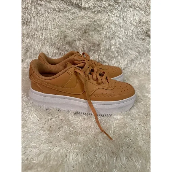 NIKE ALTA 2&quot; HI PLATFORM TRAINERS WOMEN SHOES BROWN SIZE 8 NEW cognac